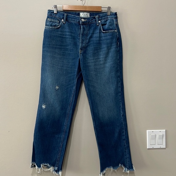 We the Free Women’s straight leg raw hem distressed button fly jeans in size 30 - Picture 1 of 11